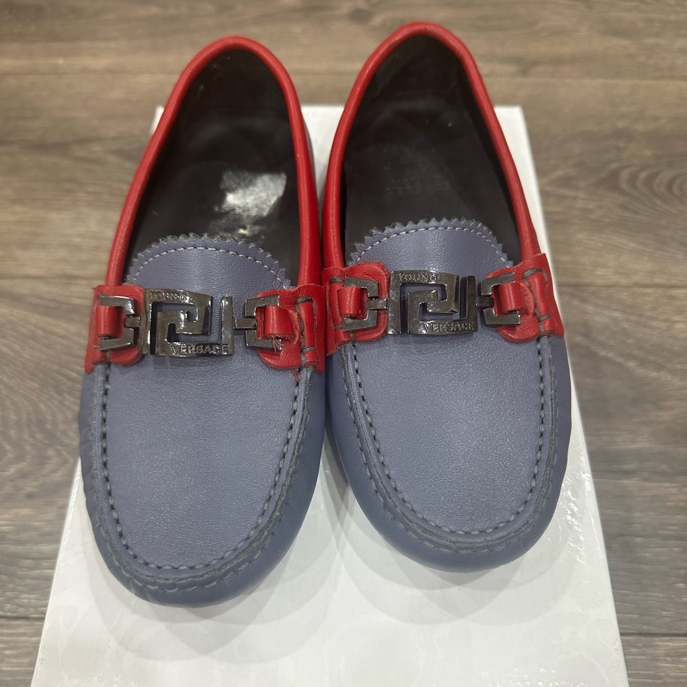 Young Versace loafers Size 30